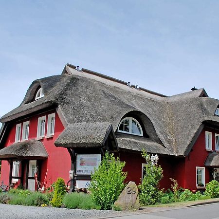 Karolas Landhus Unterm Reetdach Neu Reddevitz Exteriér fotografie